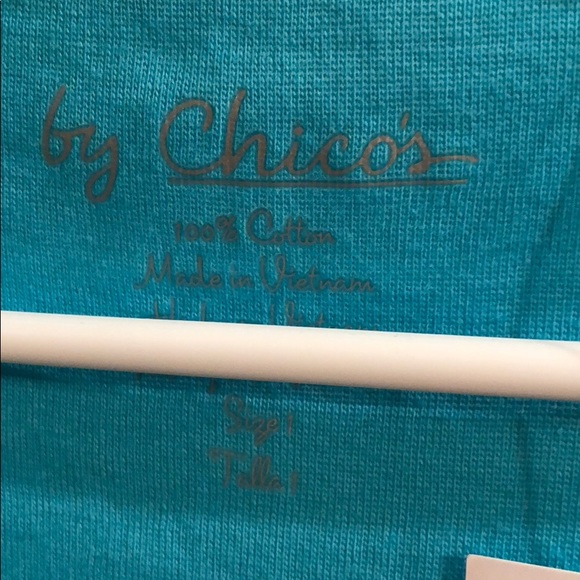 Chico’s Outlet Tank Size 1 - Picture 2 of 3